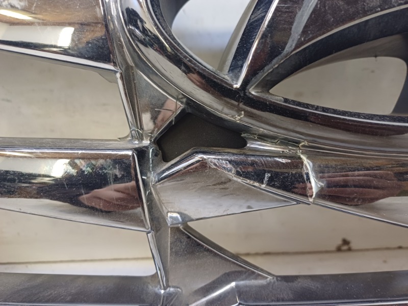 Решетка радиатора