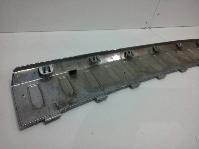 Накладка заднего бампера