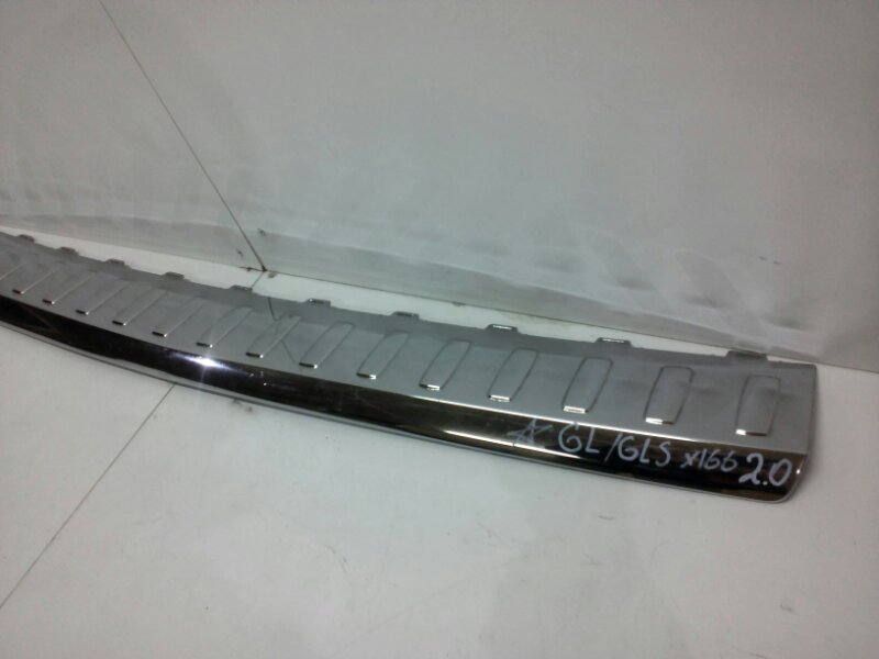 Накладка заднего бампера