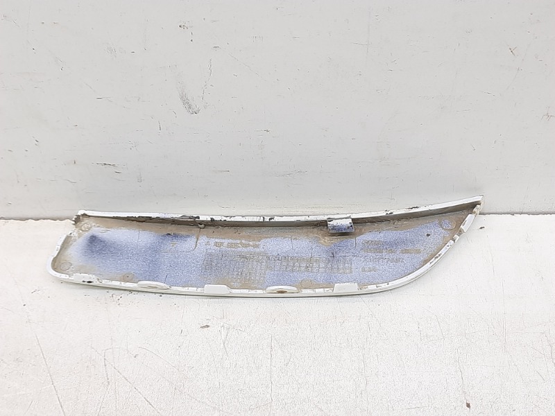 Накладка переднего бампера левая