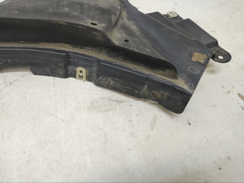 Защита антигравийная правая