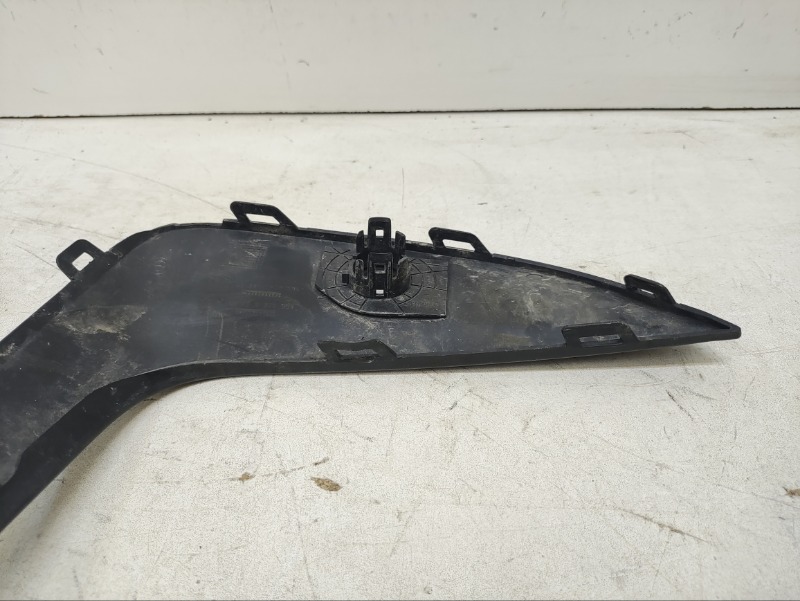 Накладка переднего бампера левая