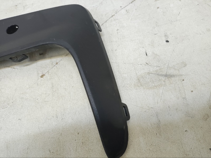 Накладка переднего бампера левая