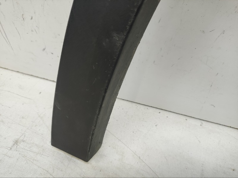 Накладка переднего крыла правого