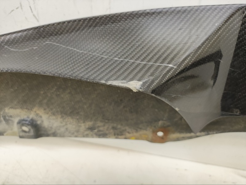 Спойлер переднего бампера