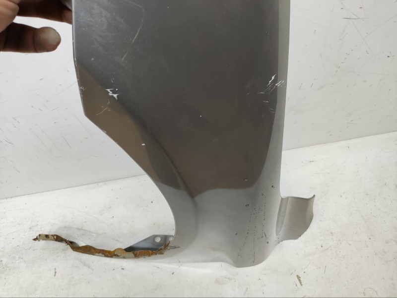 Крыло переднее левое