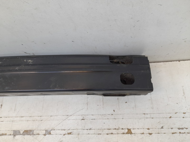 Усилитель заднего бампера