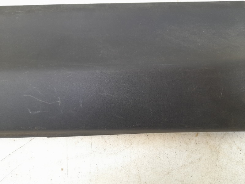 Накладка двери задней правой