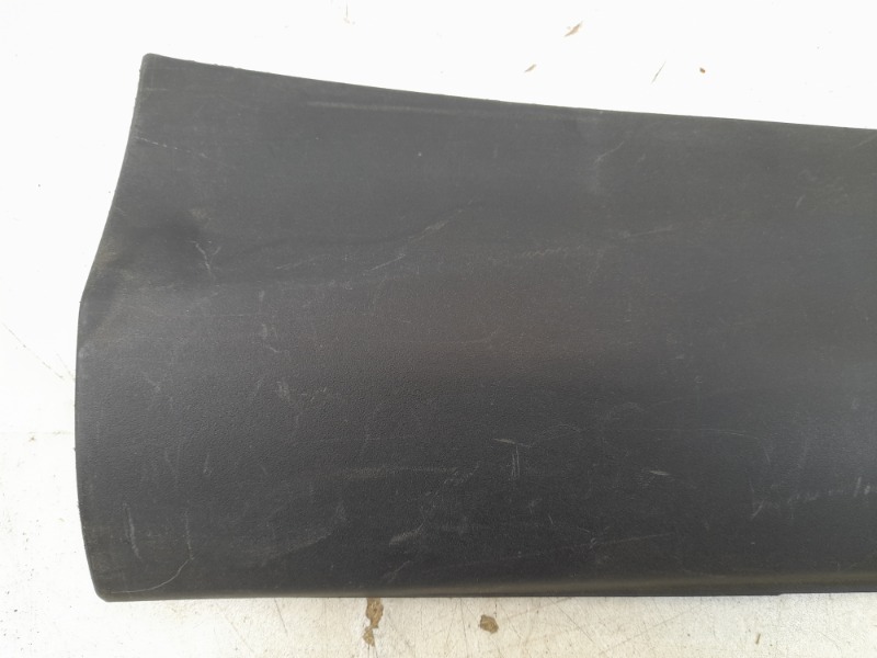 Накладка двери задней правой