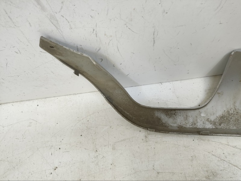 Спойлер заднего бампера