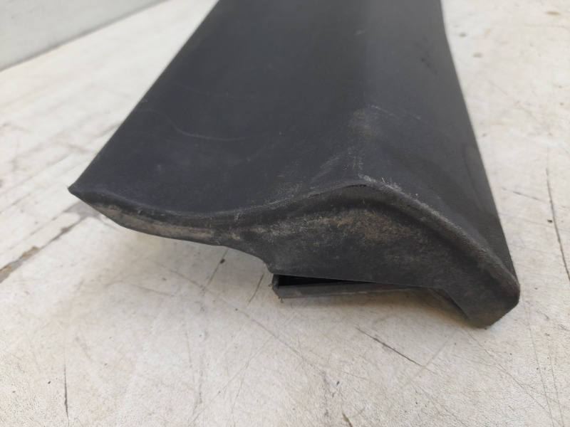 Накладка двери задней левой