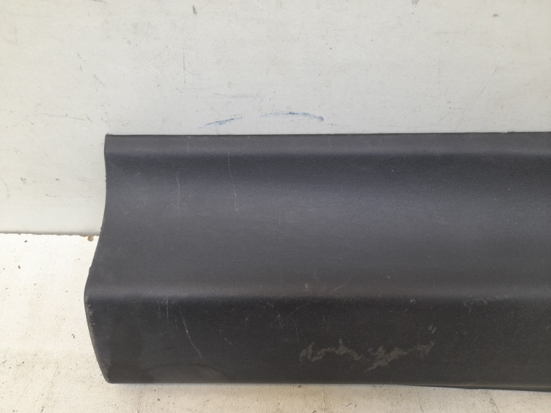 Накладка двери задней левой