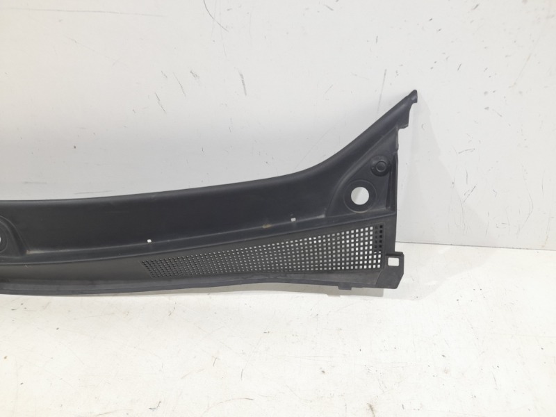 Решетка стеклоочистителей (Жабо)