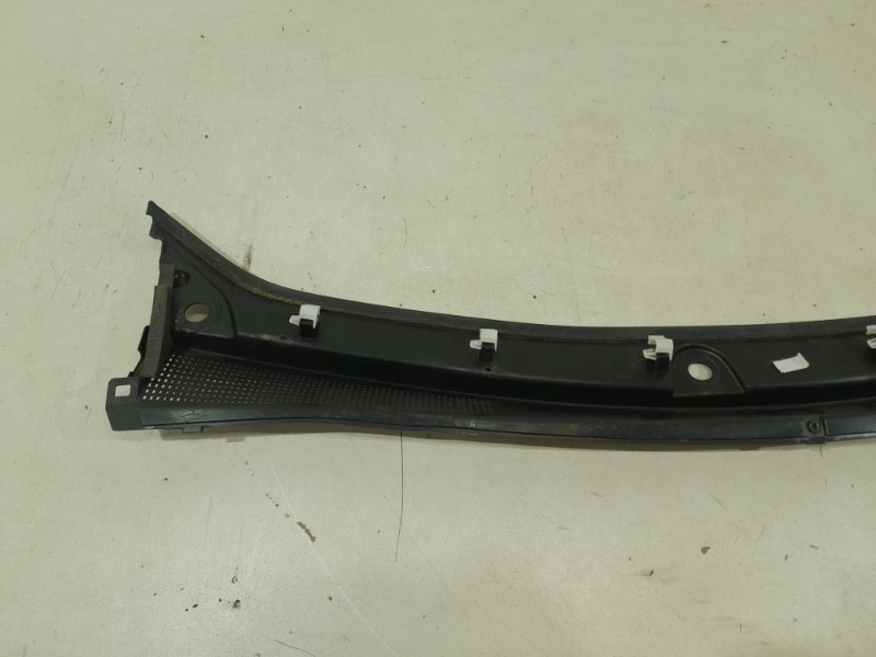 Решетка стеклоочистителей (Жабо)