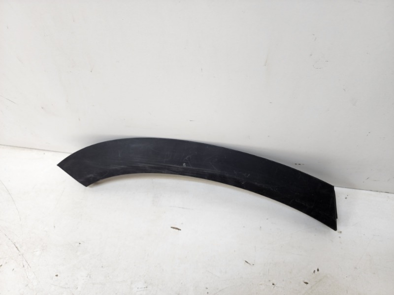 Накладка заднего крыла правого