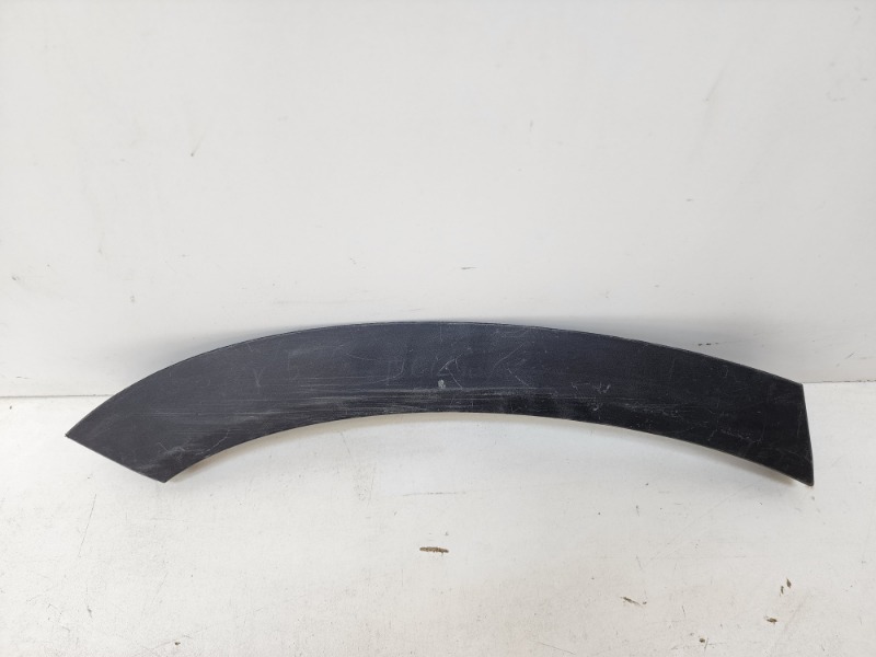 Накладка заднего крыла правого