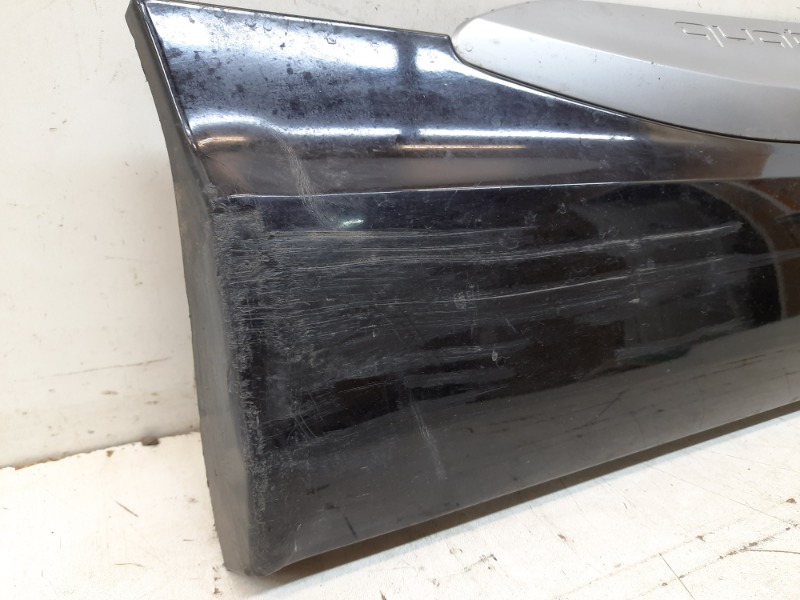 Накладка двери задней правой