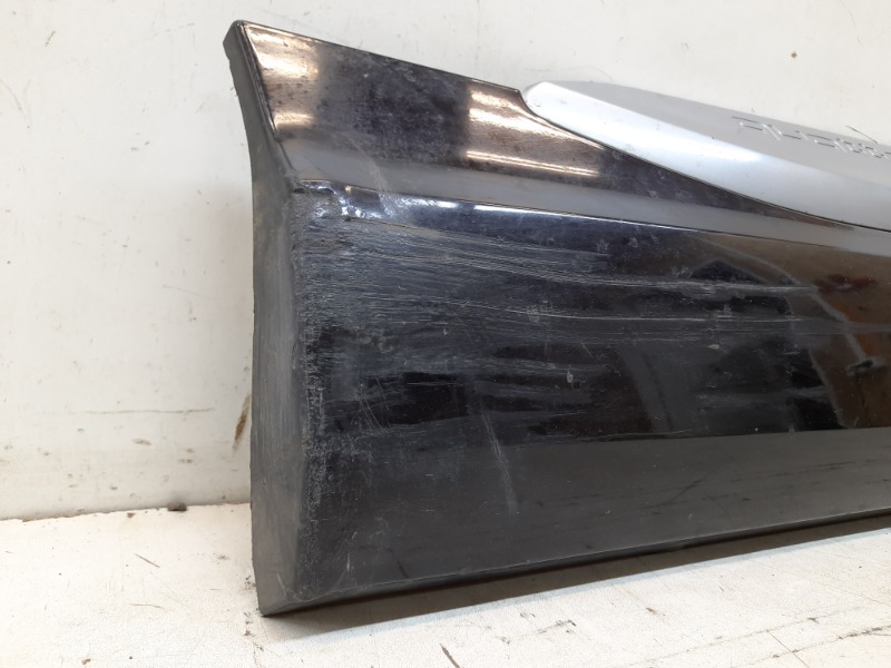 Накладка двери задней правой