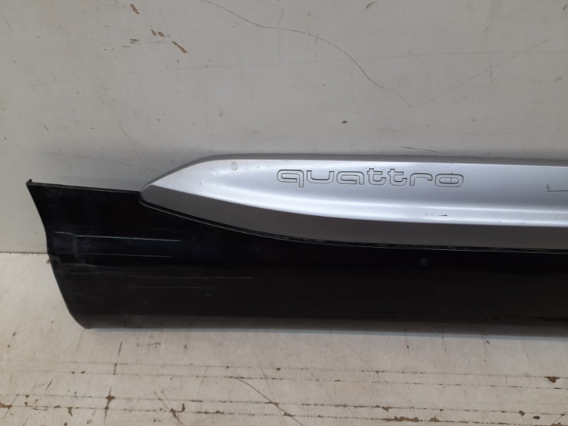 Накладка двери задней правой