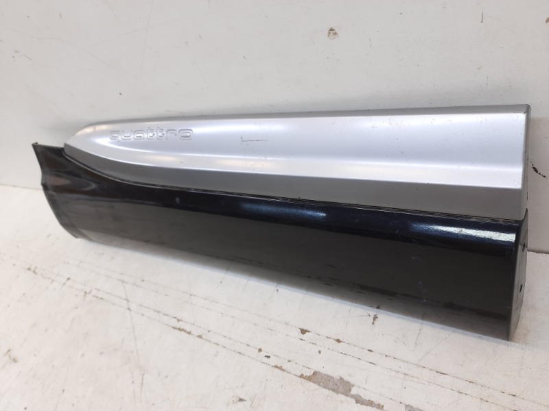 Накладка двери задней правой