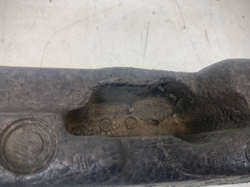 Наполнитель переднего бампера