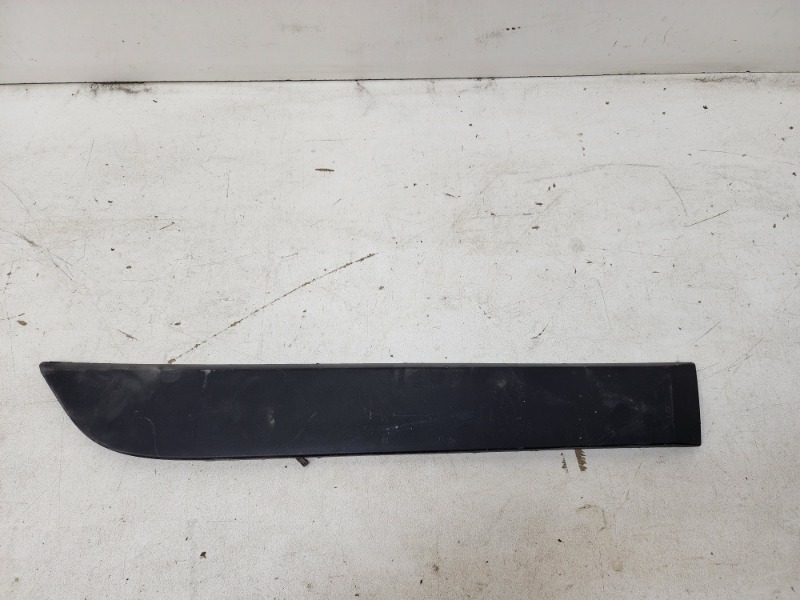 Молдинг заднего бампера правый