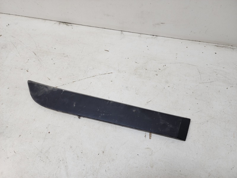 Молдинг заднего бампера правый