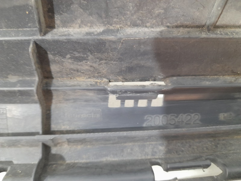 Решетка радиатора