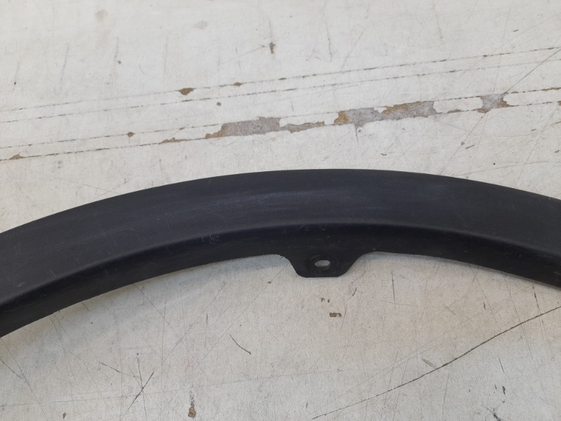 Накладка заднего крыла левого