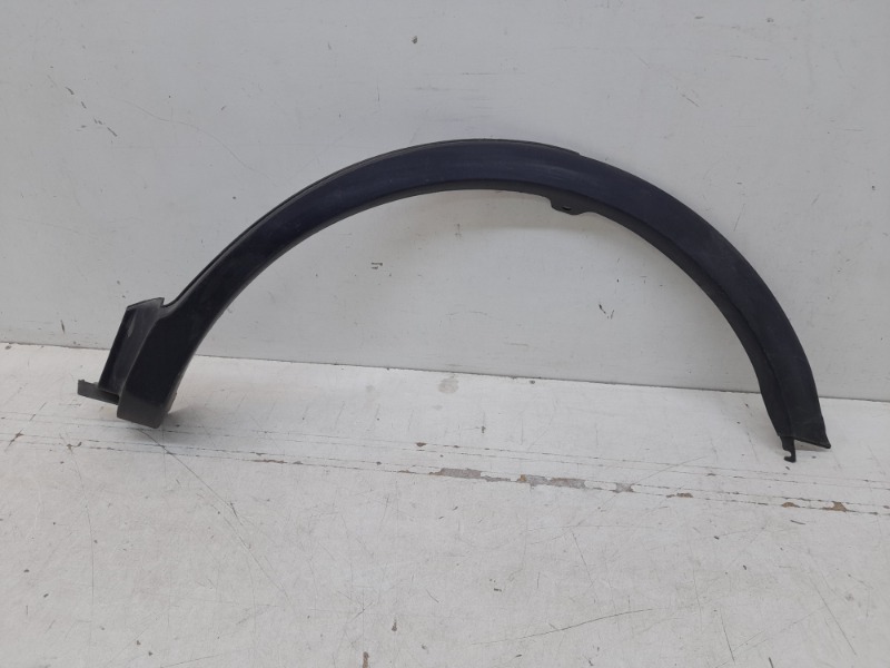 Накладка заднего крыла левого