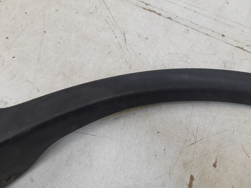 Накладка заднего крыла левого