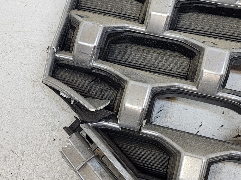 Решетка радиатора