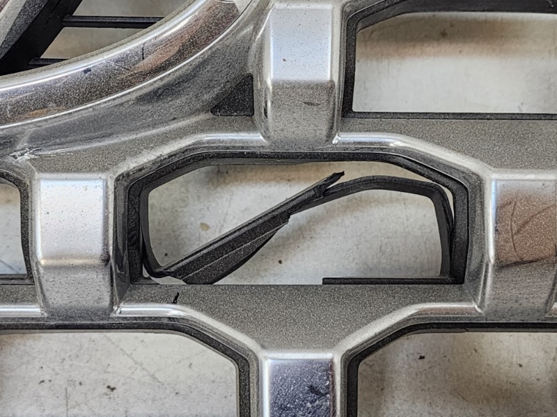 Решетка радиатора