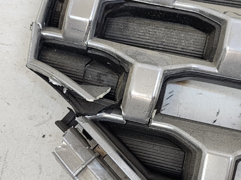 Решетка радиатора