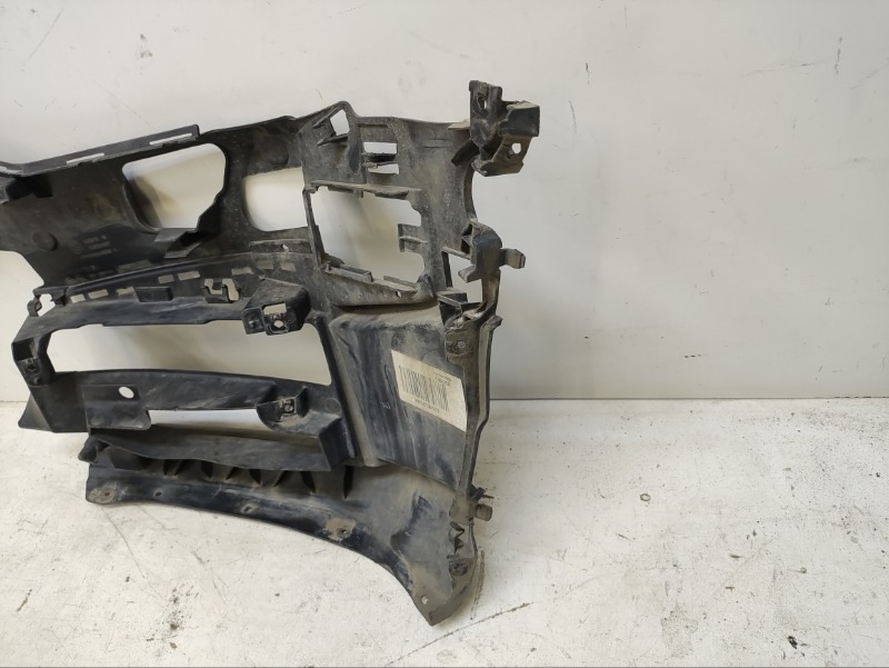 Кронштейн фары противотуманной правой