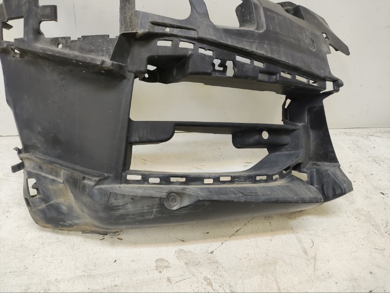 Кронштейн фары противотуманной правой