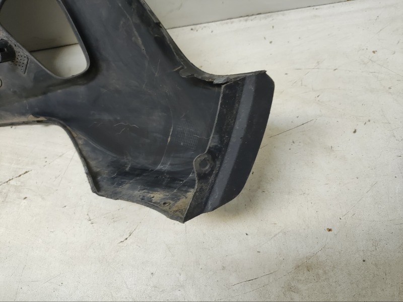 Накладка переднего бампера правая