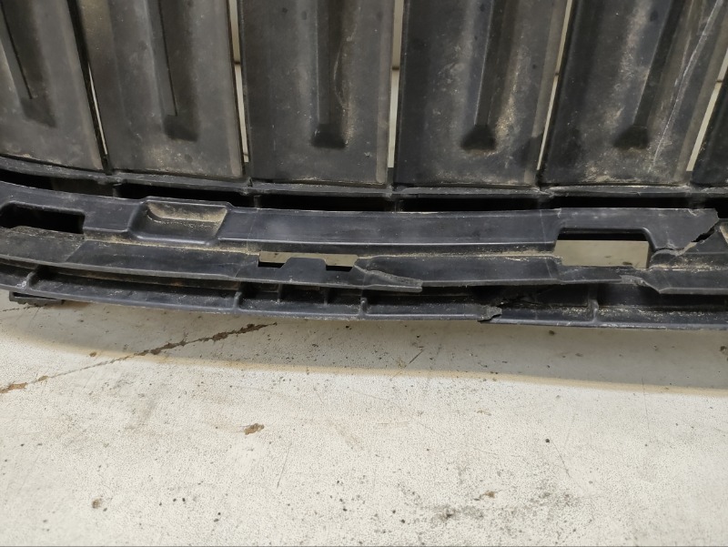 Решетка радиатора