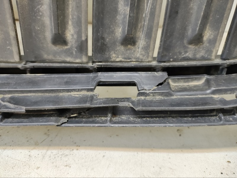 Решетка радиатора