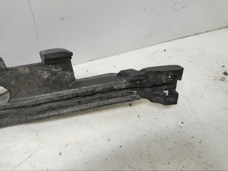 Наполнитель переднего бампера