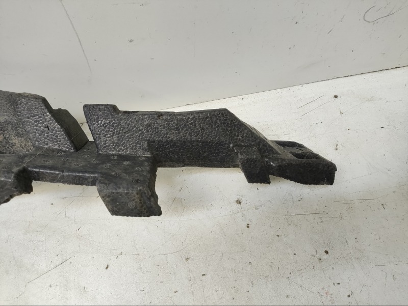 Наполнитель переднего бампера