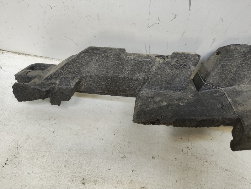 Наполнитель переднего бампера