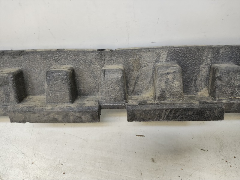 Наполнитель переднего бампера