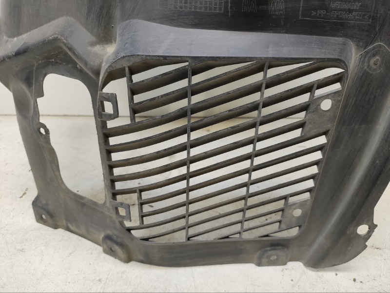 Локер передний левый