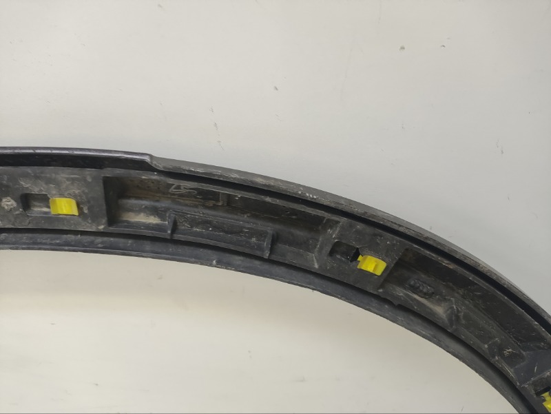 Накладка заднего крыла левого