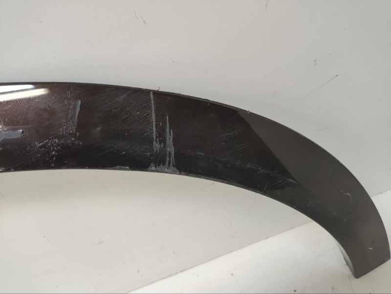 Накладка заднего крыла левого