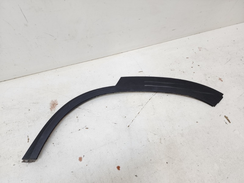 Накладка заднего крыла левого