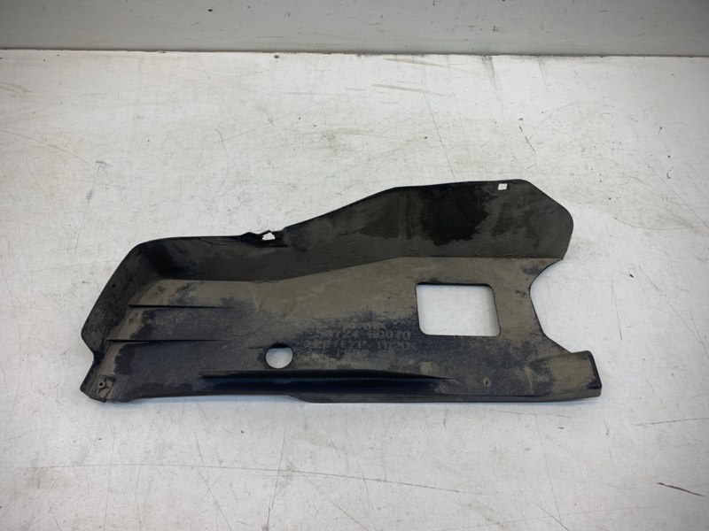 Пыльник двигателя