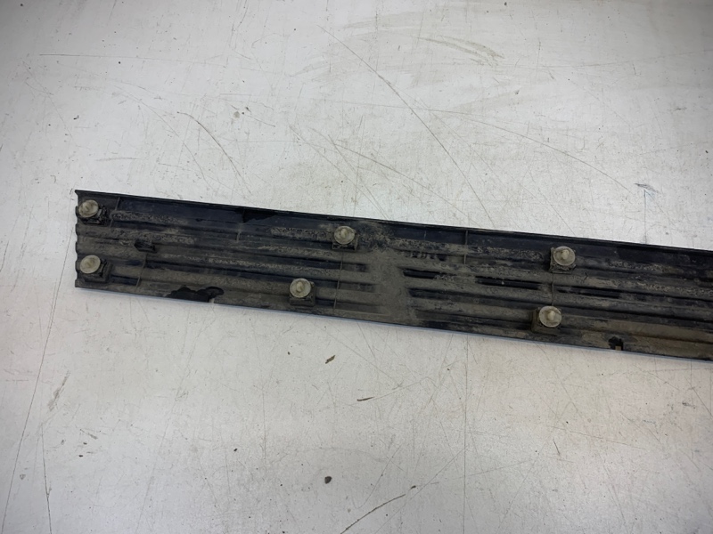 Накладка на подножку