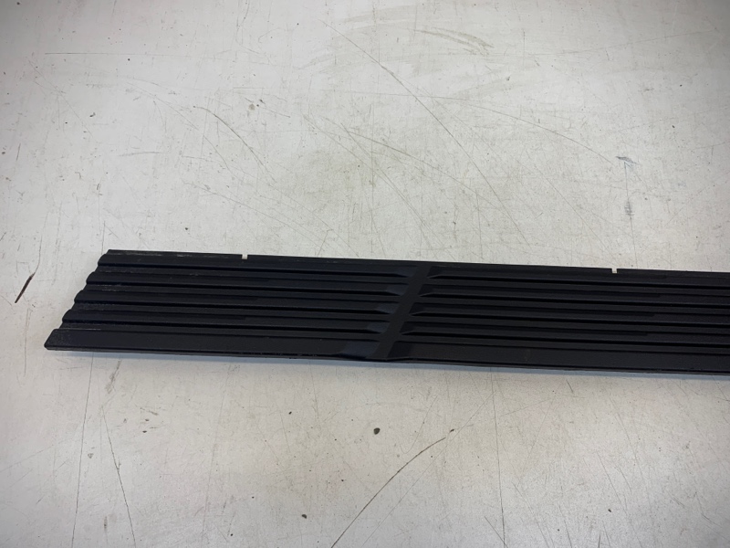 Накладка на подножку